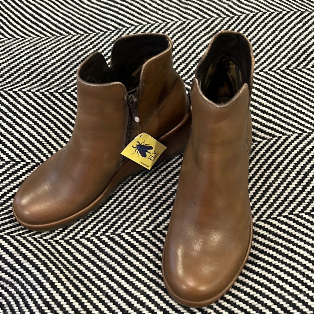 NWT - Fly London Brown Booties